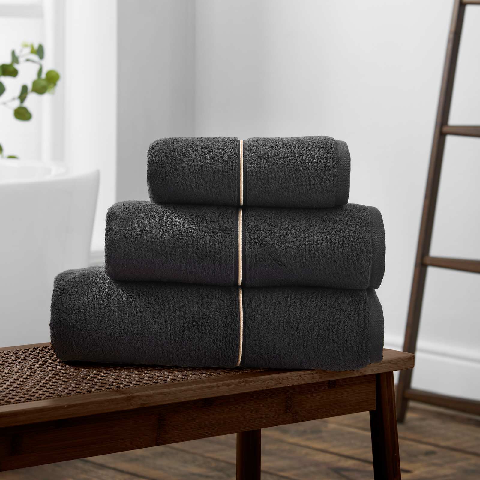 Bianca Zero Twist Satin Stitch Towel - Black – Williamsons Factory Shop