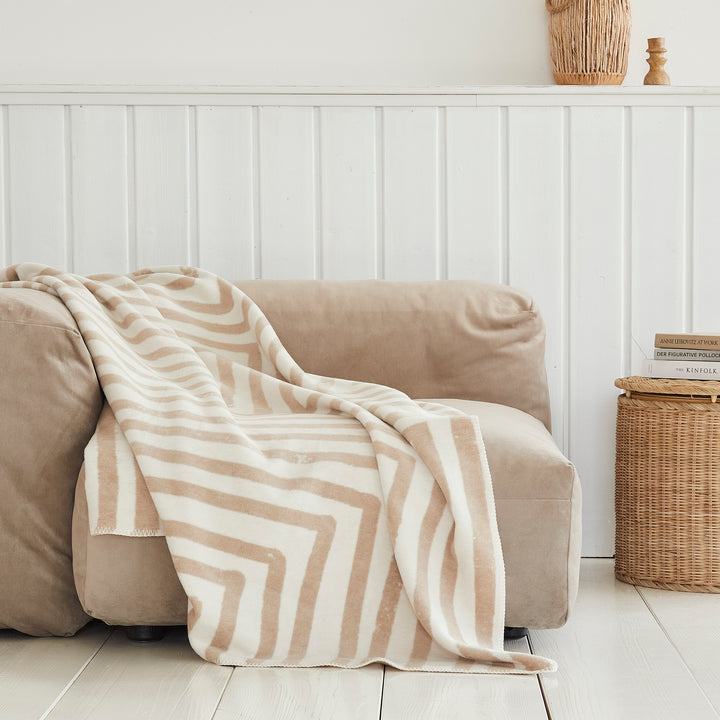 Ibena Koloa Luxury Blanket - Beige/Ivory