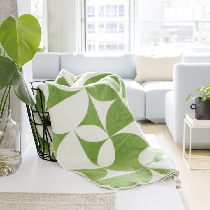 Ibena Dimal Luxury Blanket - Green - Williamsons Factory Shop