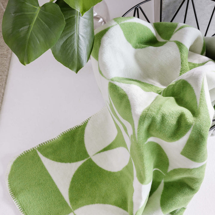 Ibena Dimal Luxury Blanket - Green - Williamsons Factory Shop