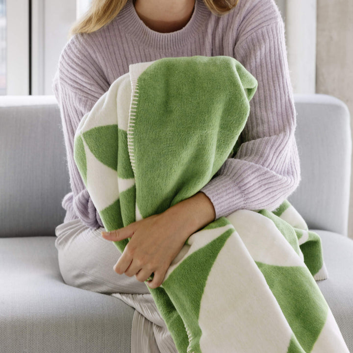 Ibena Dimal Luxury Blanket - Green - Williamsons Factory Shop