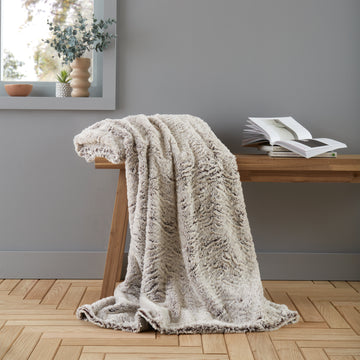 Wolf Blanket Throw - Neutral