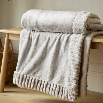 Velvet & Faux Fur Blanket Throw - Natural