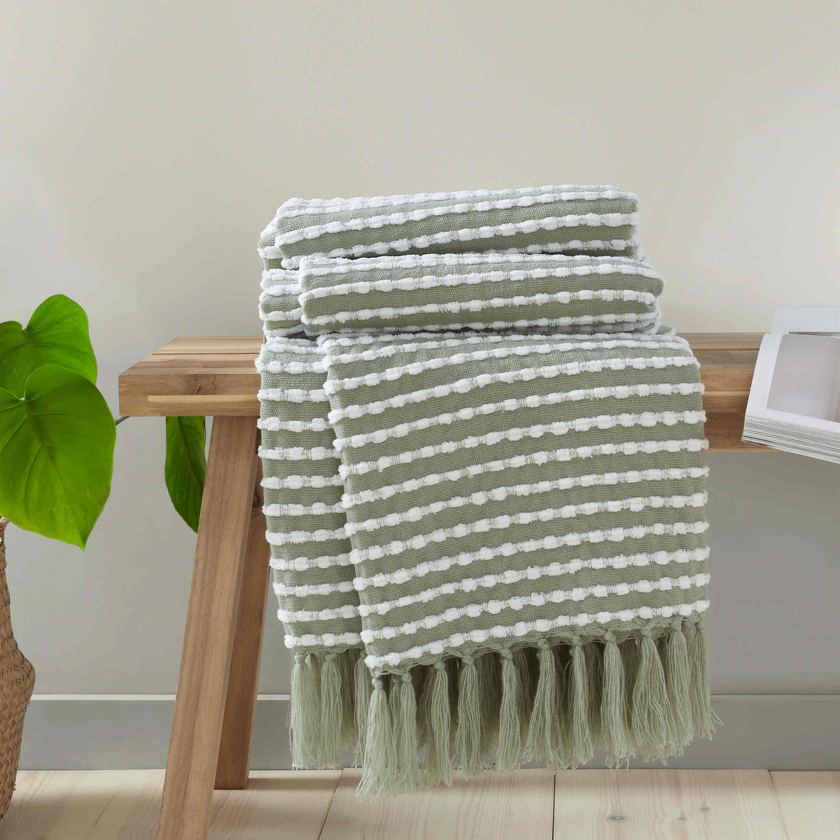 Catherine Lansfield Stab Stitch Throw - Sage