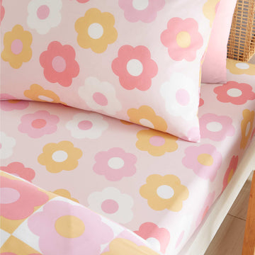Retro Daisy Fitted Sheet - Pink