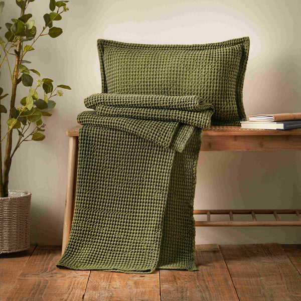 Pineapple Elephant Jaipur Chunky Waffle Throw - Olive