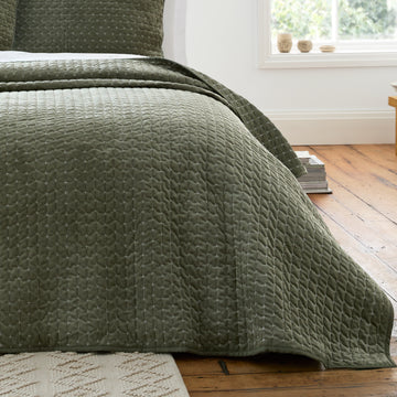 Bianca Attica Velvet Bedspread - Green