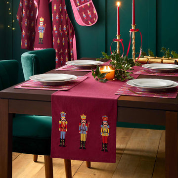 Chemin de table casse-Noisette de Noël - Prune