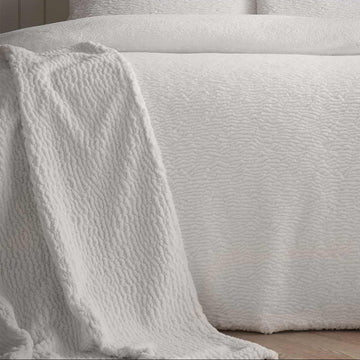 Textured Wave Faux Fur Duvet Cover Set - Cream