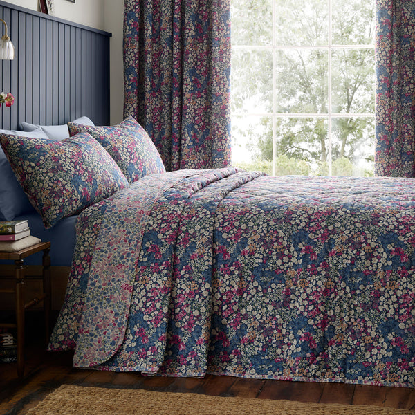 D & D Bessie Quilted Bedspread - Navy