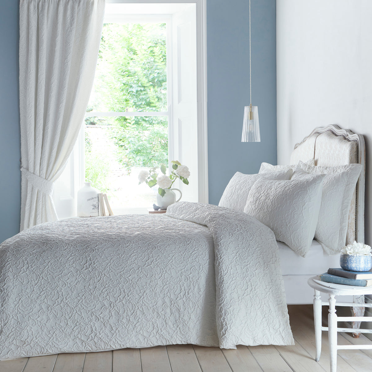 Appletree Heritage Collier Duvet Cover Set - White - Williamsons Home