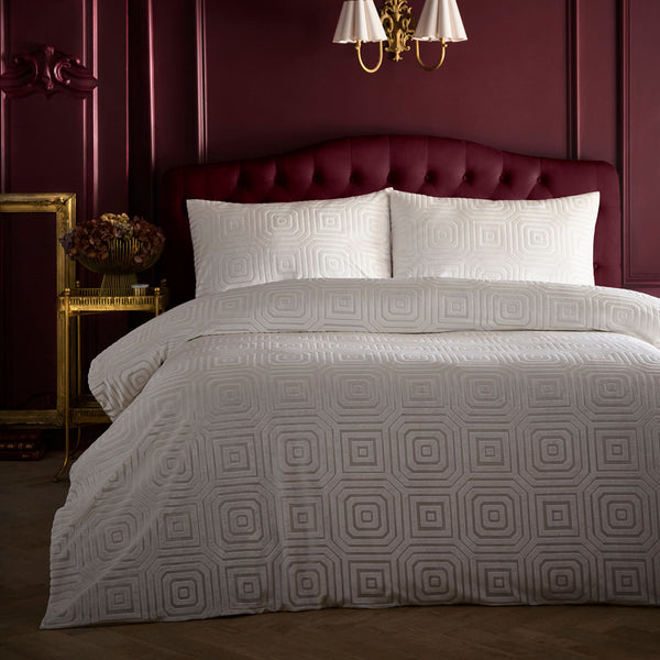 Laurence Llewelyn-Bowen Emile Jacquard Duvet Cover Set - Cream
