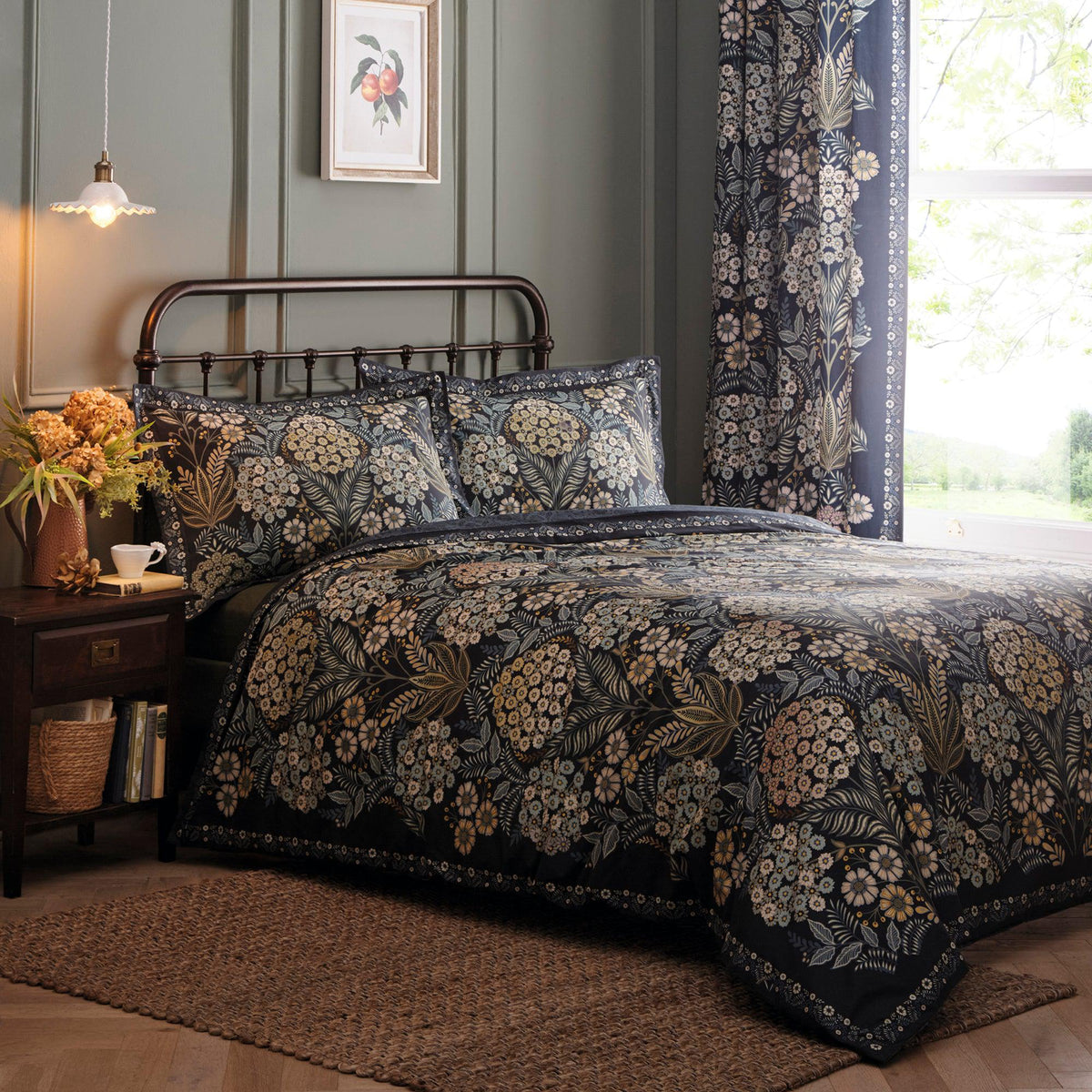 Appletree Heritage Evelina Duvet Cover Set - Navy