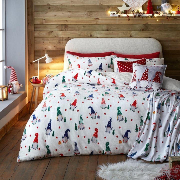 Fusion Festive Gonks Throw - Red - Williamsons Factory Shop