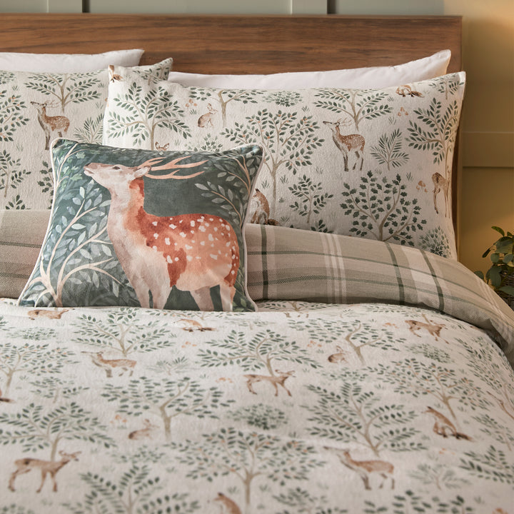 D & D Lodge Forest Animals Duvet Cover Set - Natural - Williamsons Factory Shop