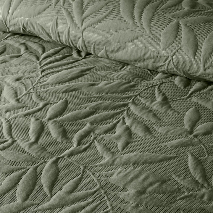 Serene Luana Duvet Cover Set - Dark Green - Williamsons Factory Shop