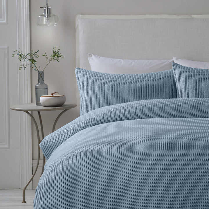 Serene Lindly Duvet Cover Set - Blue - Williamsons Factory Shop