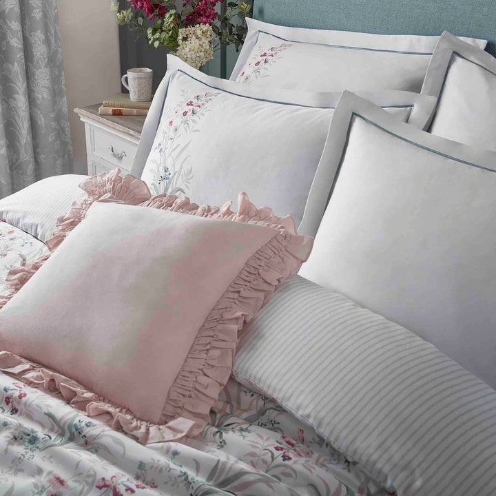 Laura Ashley Mosedale Posy Duvet Cover Set - Natural - Williamsons Factory Shop