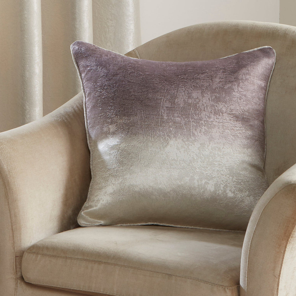 Fusion Ombre Strata Cushion - Chocolate