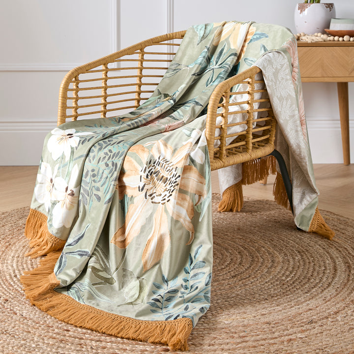 Soiree Sagara Throw - Green - Williamsons Factory Shop