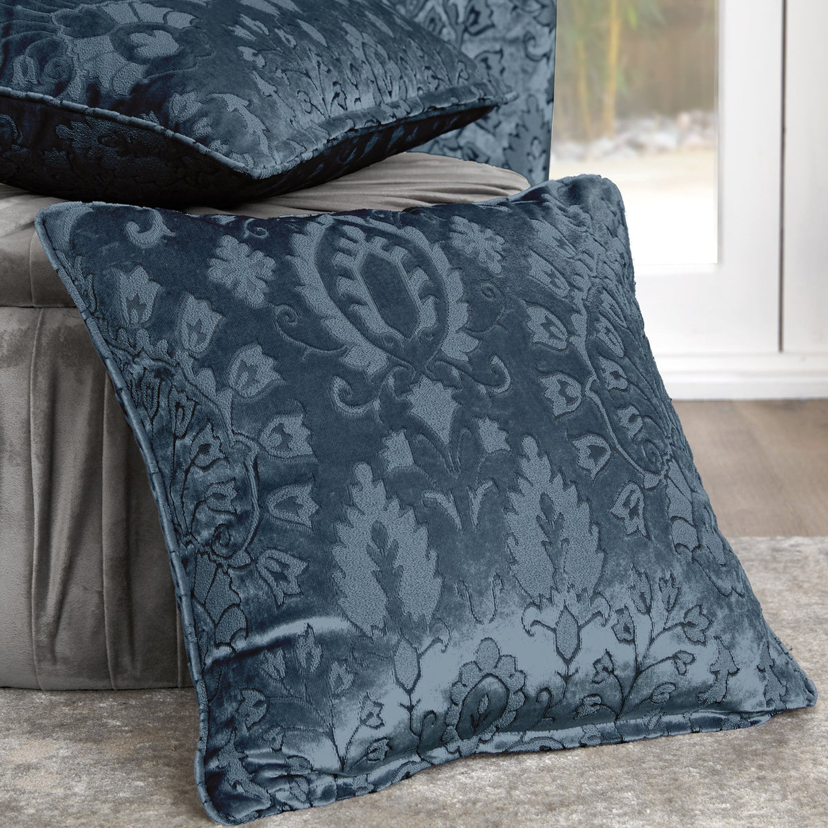 Curtina Trinity Cushion - Blue