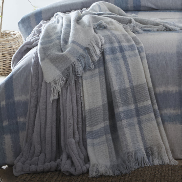 Appletree Hygge Verbier Throw - Blue - Williamsons Factory Shop