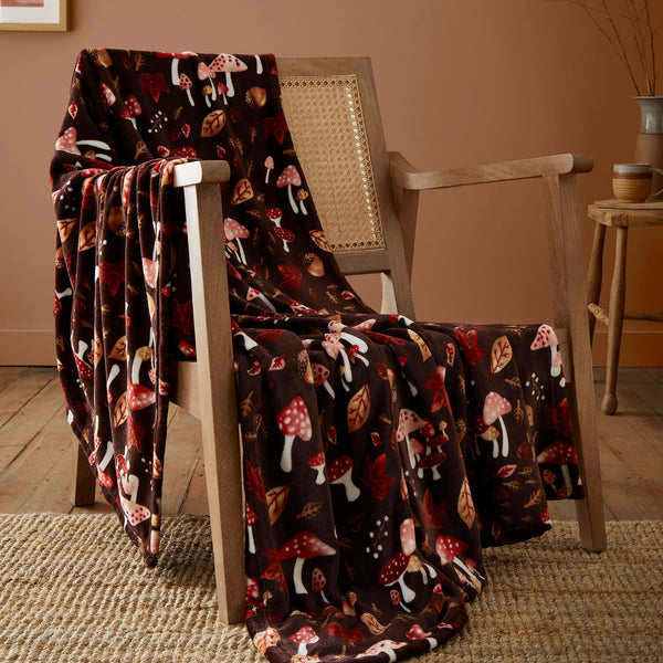 Fusion Woodland Dreams Fleece Throw - Chocolate