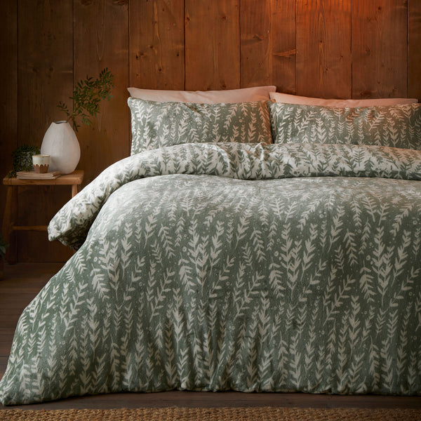 Fusion Snug Winter Foliage Fleece Duvet Cover Set - Green