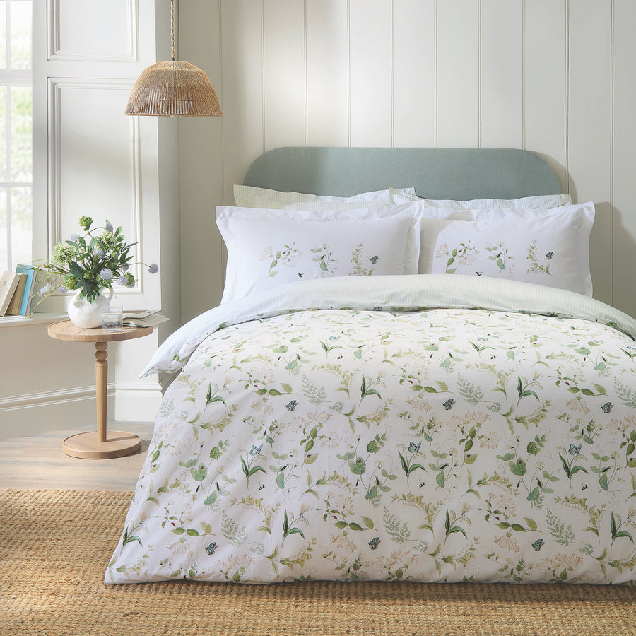 Sophie Allport Wild Floral Duvet Cover Set - Green - Williamsons Factory Shop