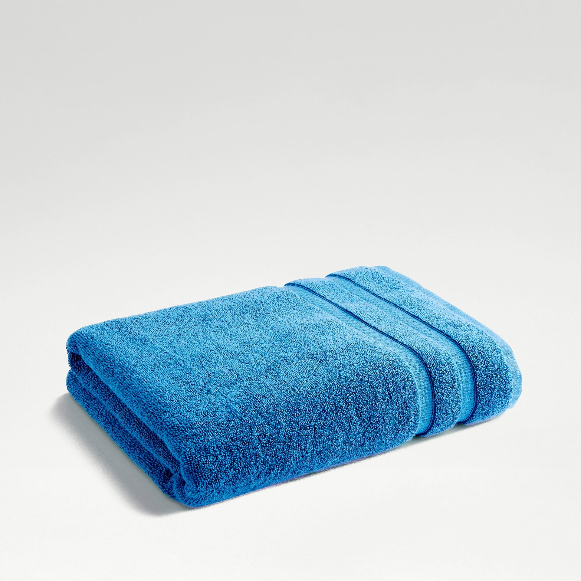 Christy Signum Combed Cotton Towel 675gsm - Azure Blue – Williamsons ...