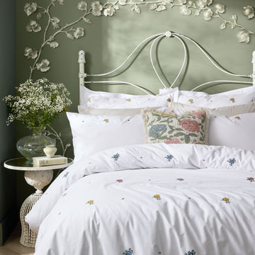 Historic Royal Palaces Royal Embroidery Duvet Cover Set - Multi