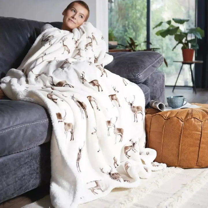Sterling Stag Sherpa Heated Throw - Cream - Williamsons Factory Shop
