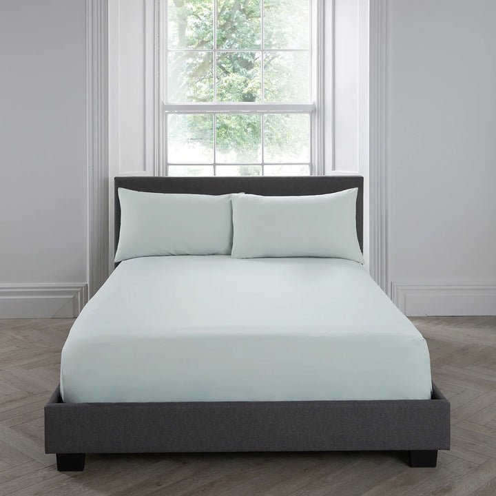 Serene Plain Dyed Pair of Housewife Pillowcases - Green - Williamsons Factory Shop