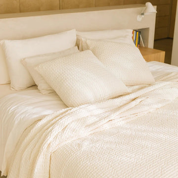 Santa Luzia Waffle Bedspread - Natural