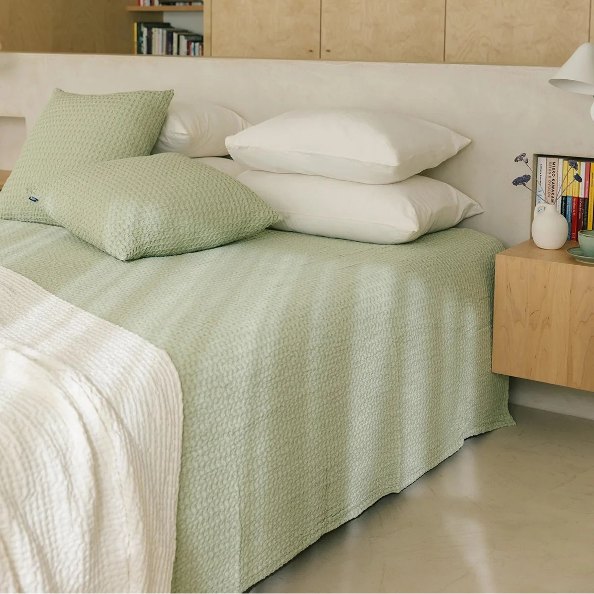 Santa Luzia Waffle Bedspread - Khaki Green