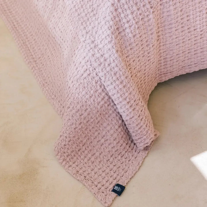 Santa Luzia Waffle Bedspread - Pink - Williamsons Factory Shop