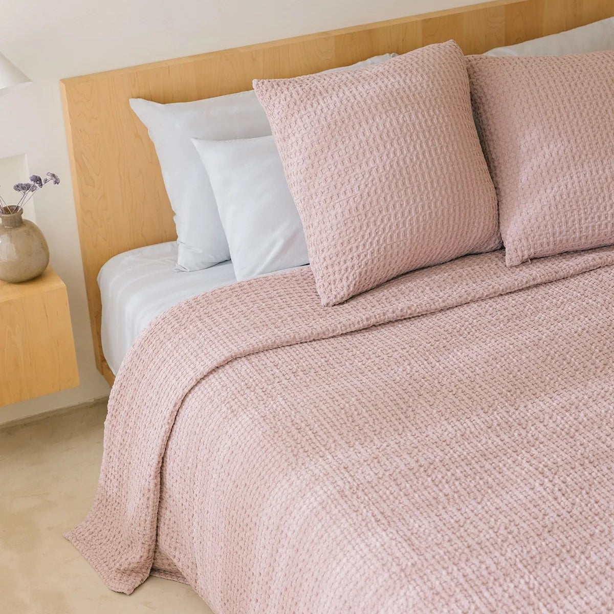 Santa Luzia Waffle Bedspread - Pink