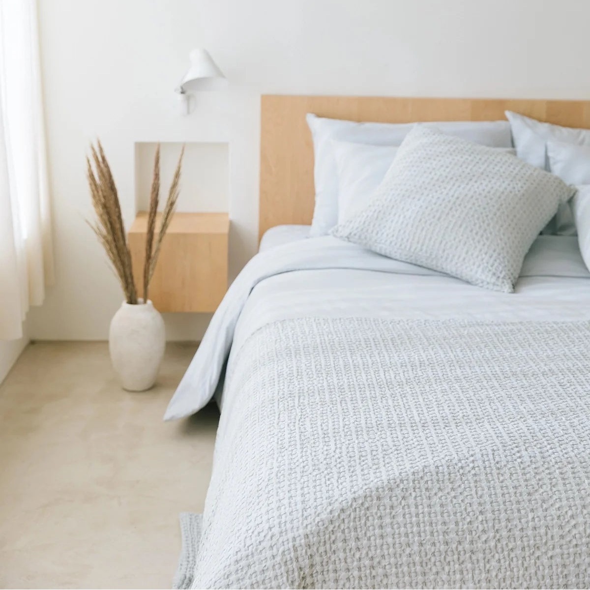 Santa Luzia Waffle Bedspread - Silver Grey