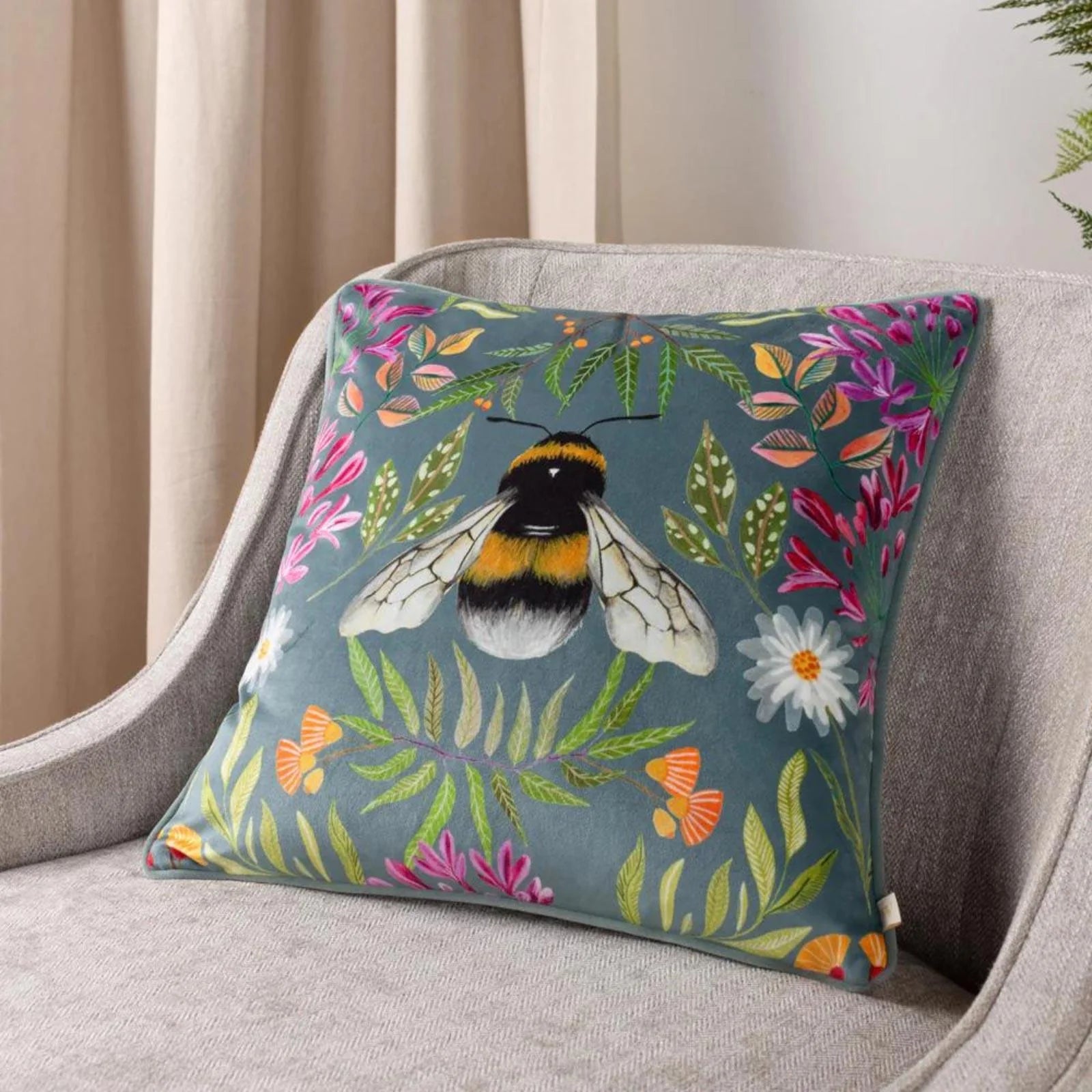 House of Bloom Zinnia Bee Cushion Cover - Multi