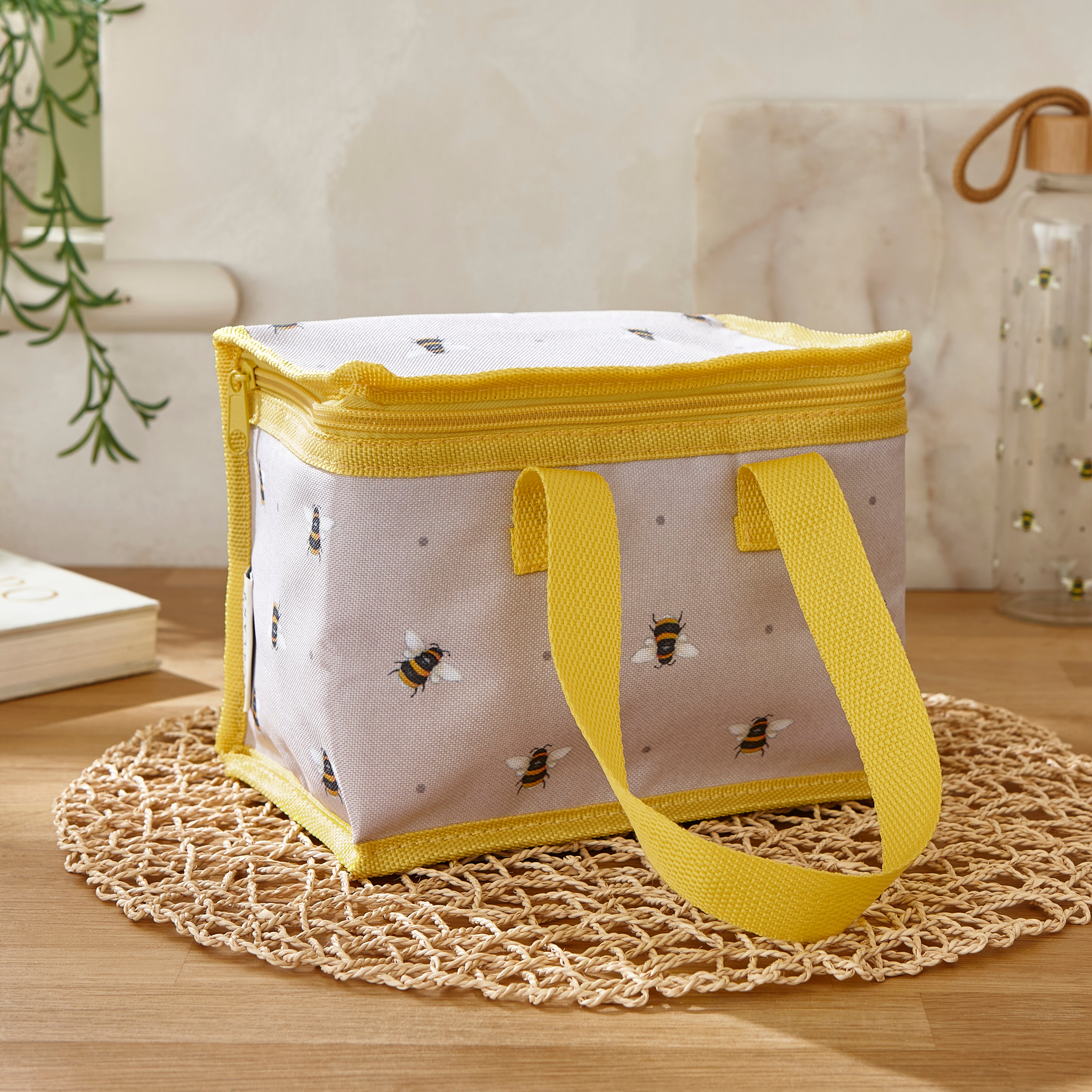 Bumble Bees Lunch Bag