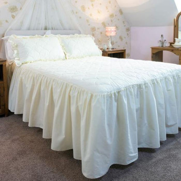 Charlotte Fitted Bedspread Set - Cream-Williamsons Factory Shop