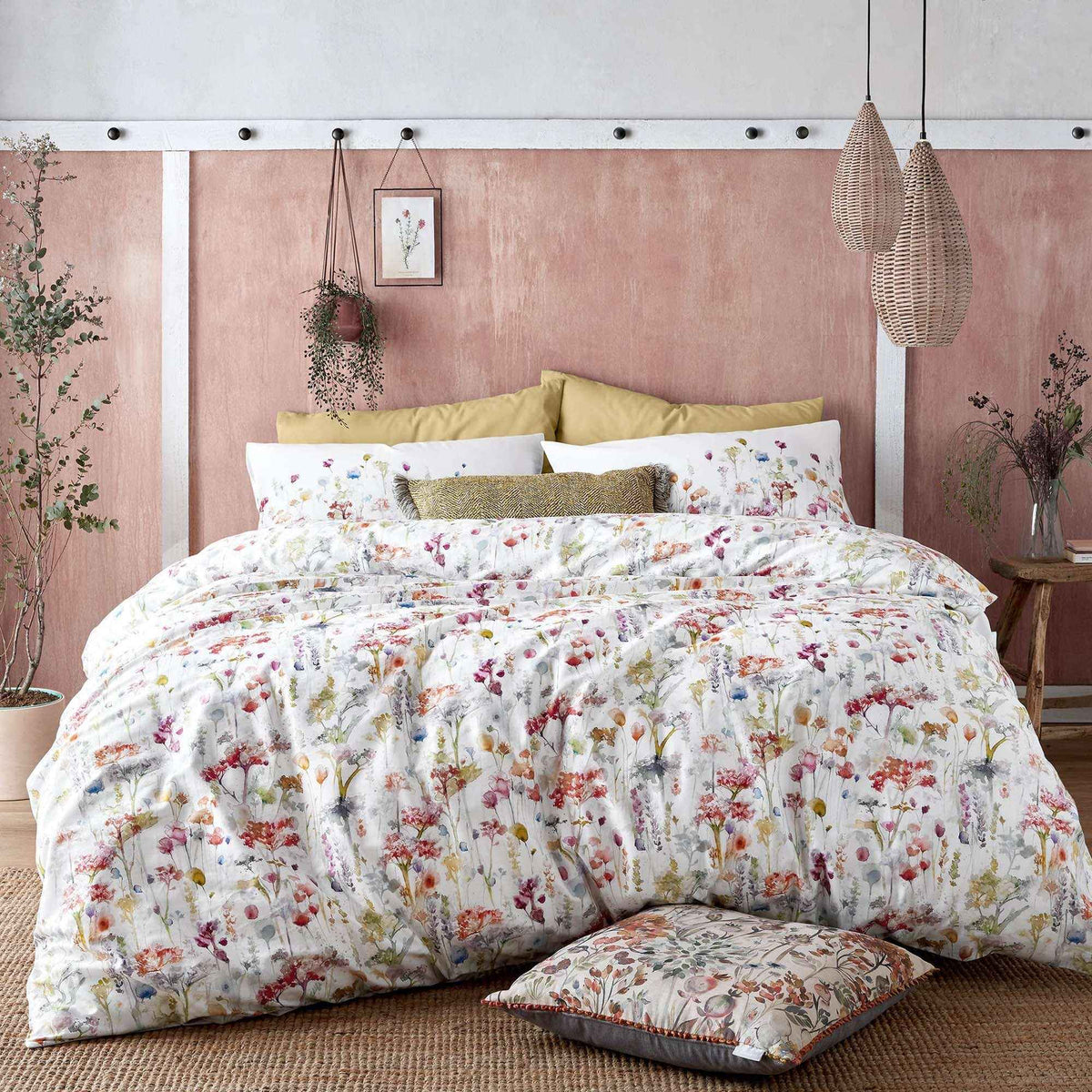 Voyage Maison Ilinizas Duvet Cover - Multi - Williamsons Home