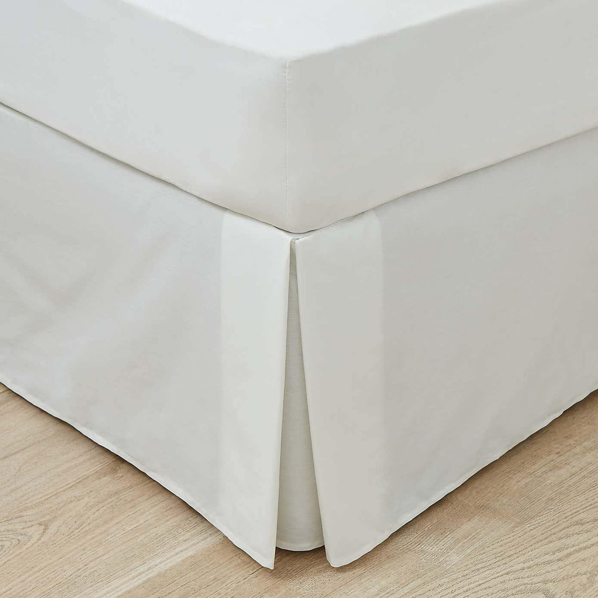 Imported Percale Pleated Valance - Ivory - Williamsons Home