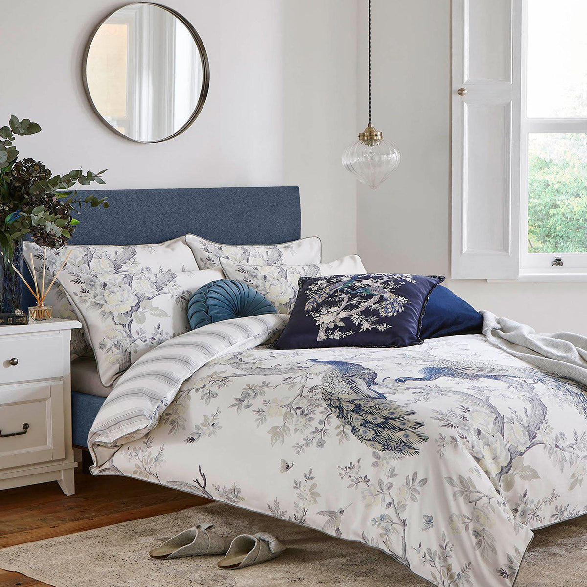 Laura Ashley Belvedere Duvet Cover Set - Midnight - Williamsons Home
