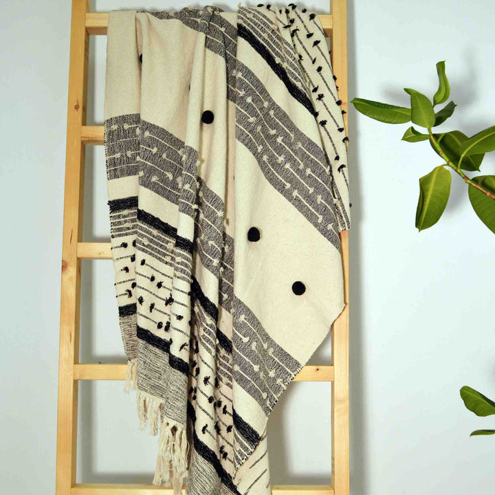Nina Textured Throw - Grey/White - Williamsons Factory Shop