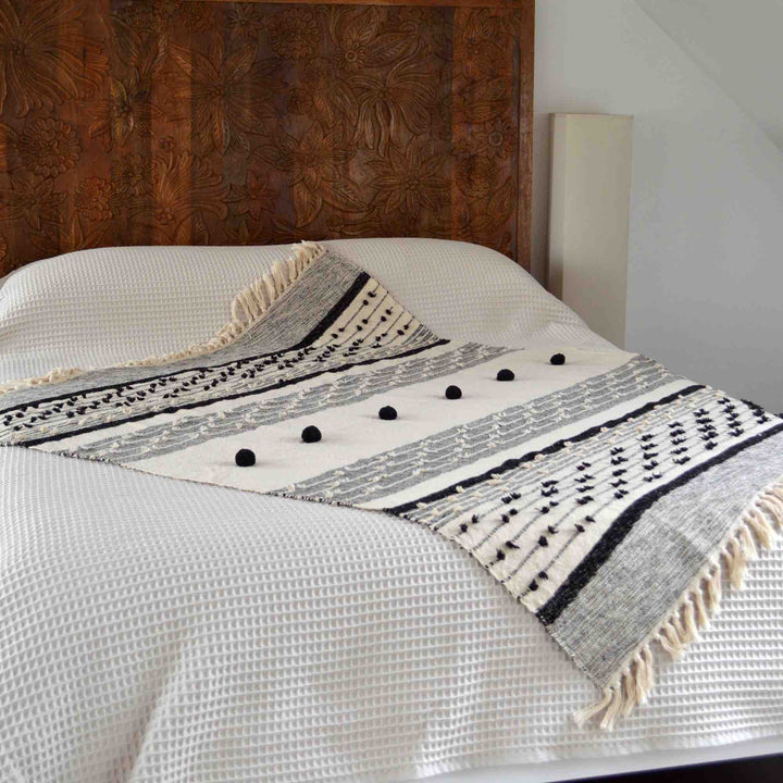 Nina Textured Throw - Grey/White - Williamsons Factory Shop
