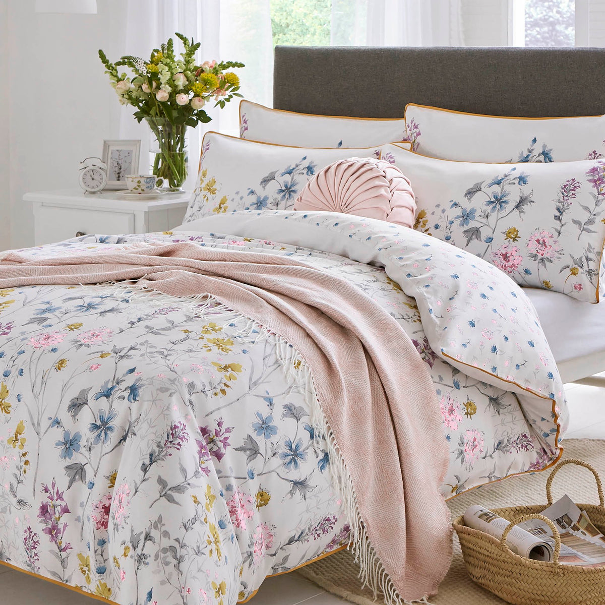 Laura Ashley Wild Meadow Duvet Cover Set - Multi - Williamsons Home