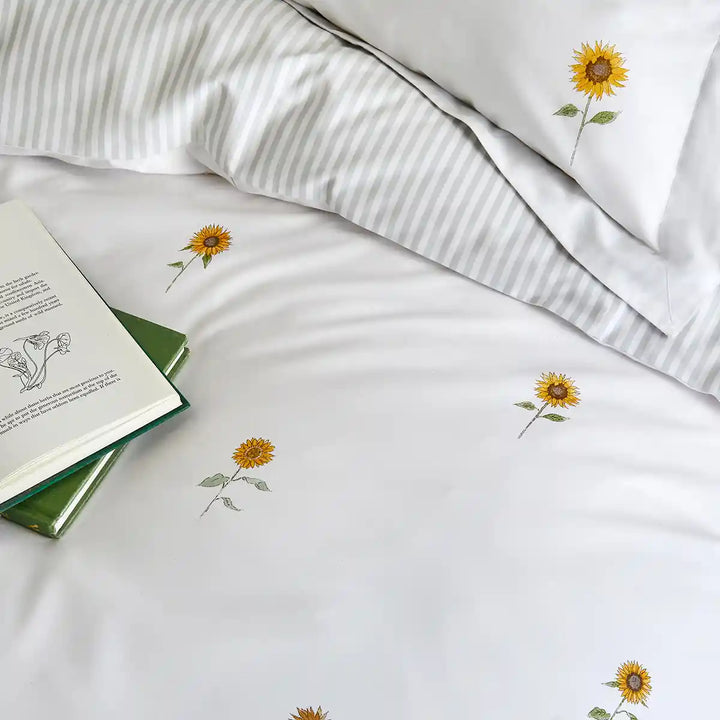 Sophie Allport Sunflowers Duvet Set - White